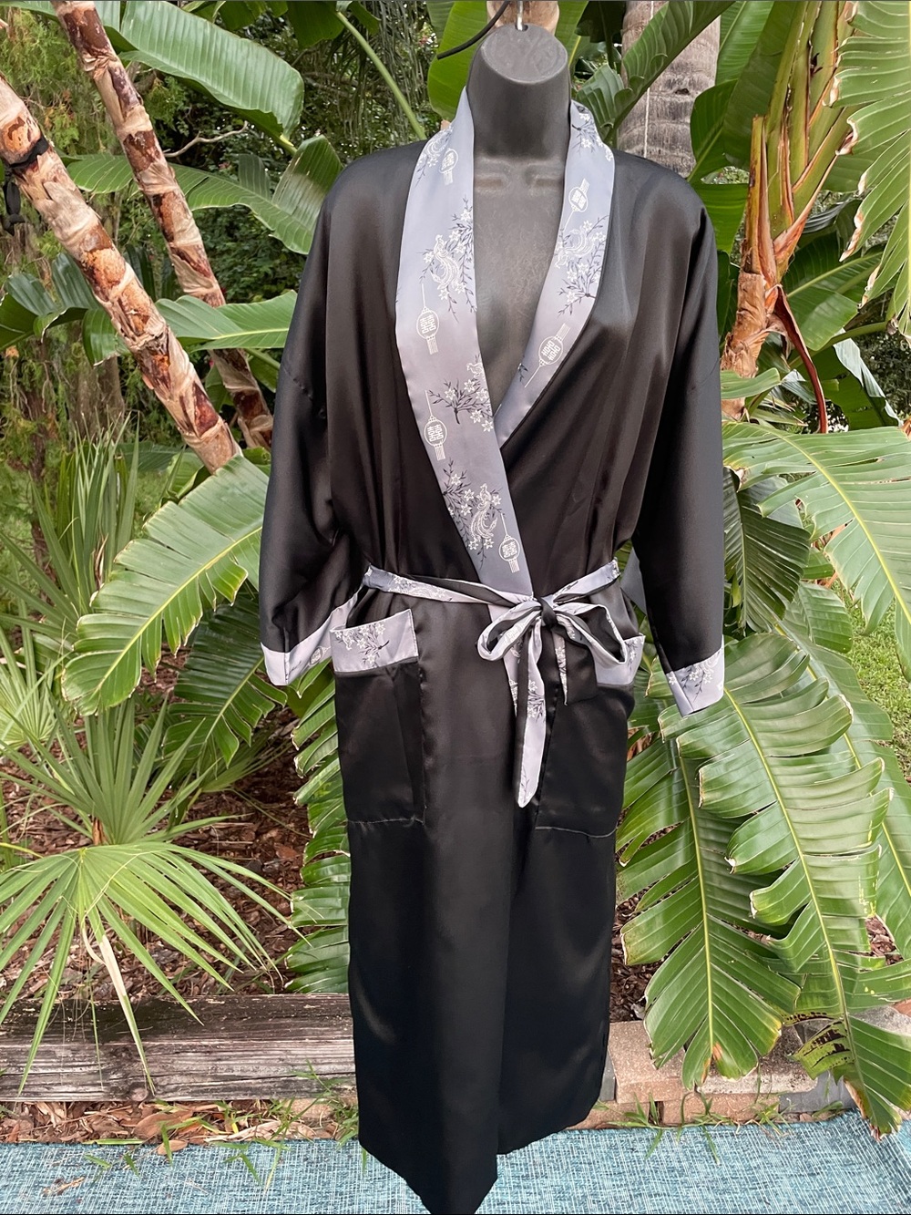 satin reversible kimono with embroidered dragon